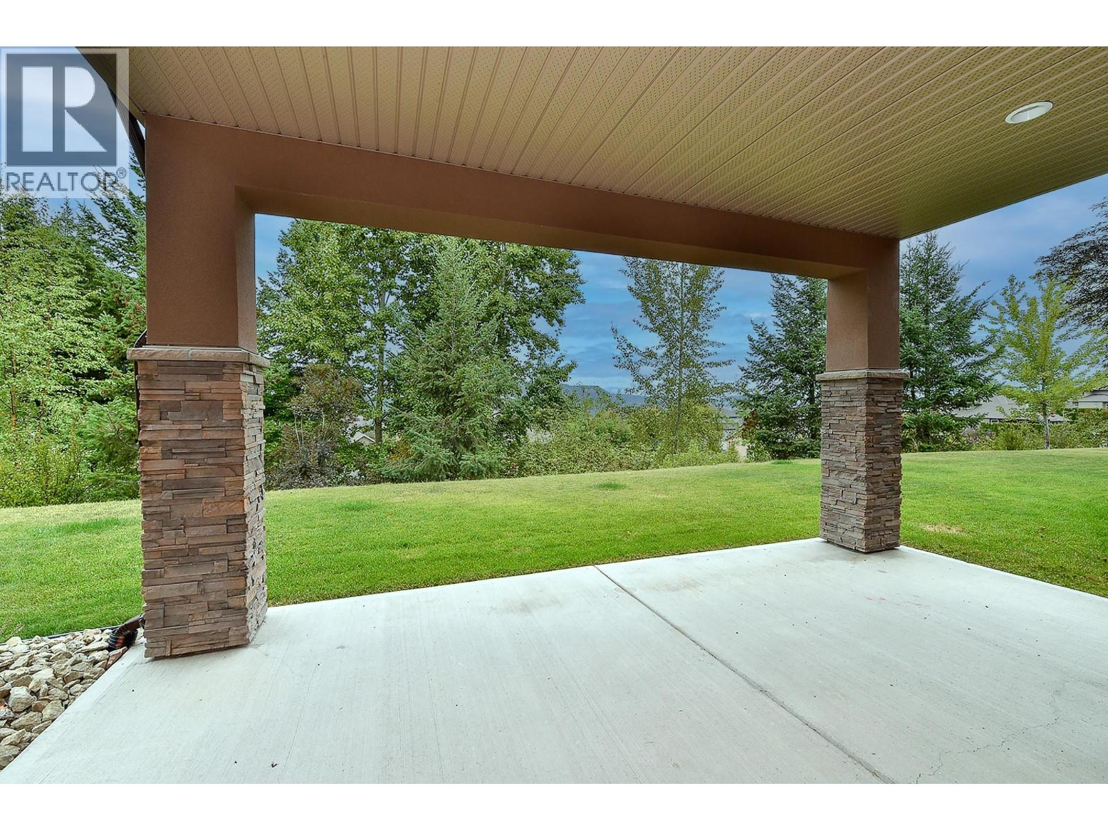 2450 Selkirk Drive Unit# 8, Kelowna, British Columbia  V1V 2Z5 - Photo 39 - 10365945