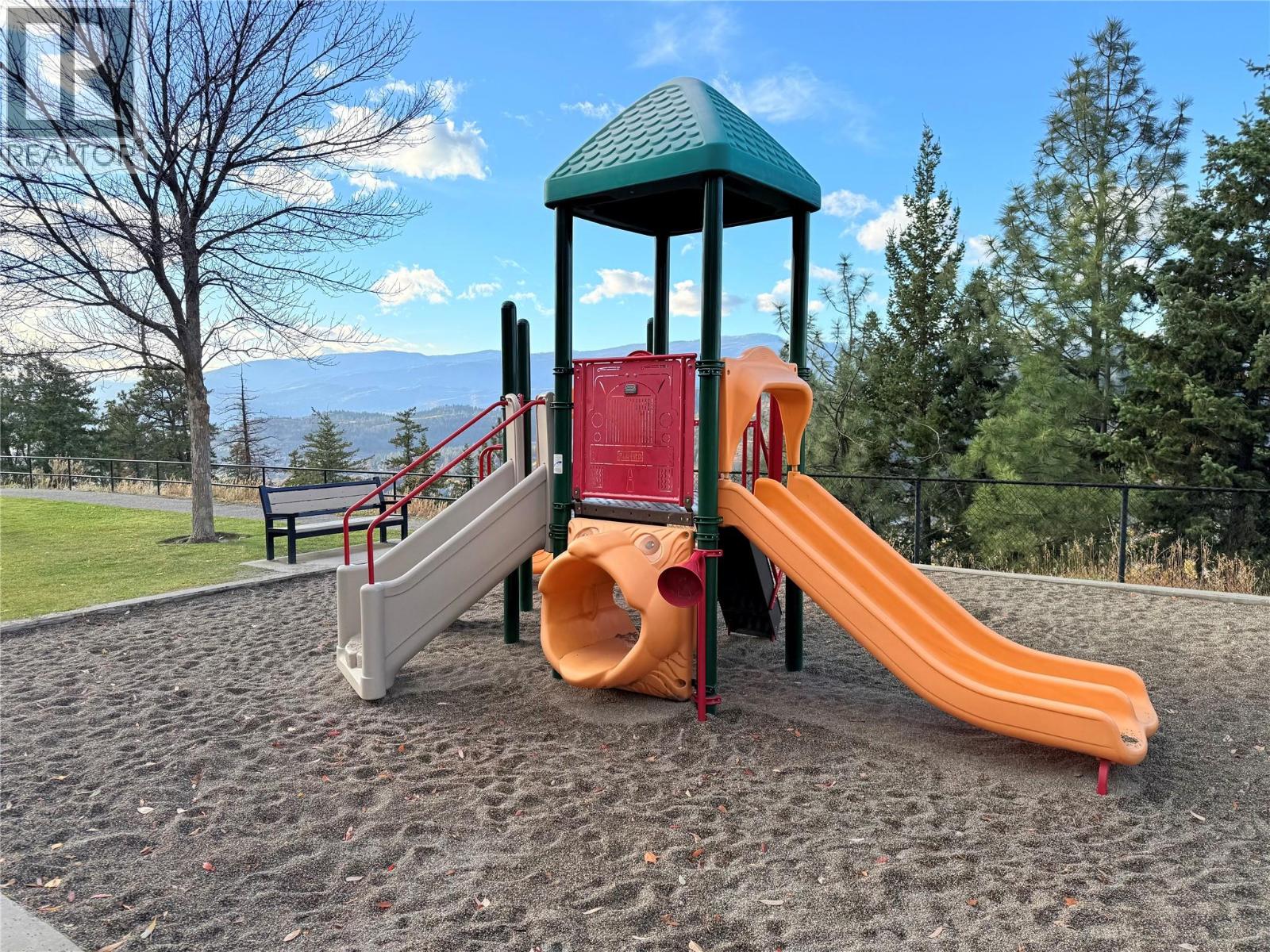 2450 Selkirk Drive Unit# 8, Kelowna, British Columbia  V1V 2Z5 - Photo 55 - 10365945