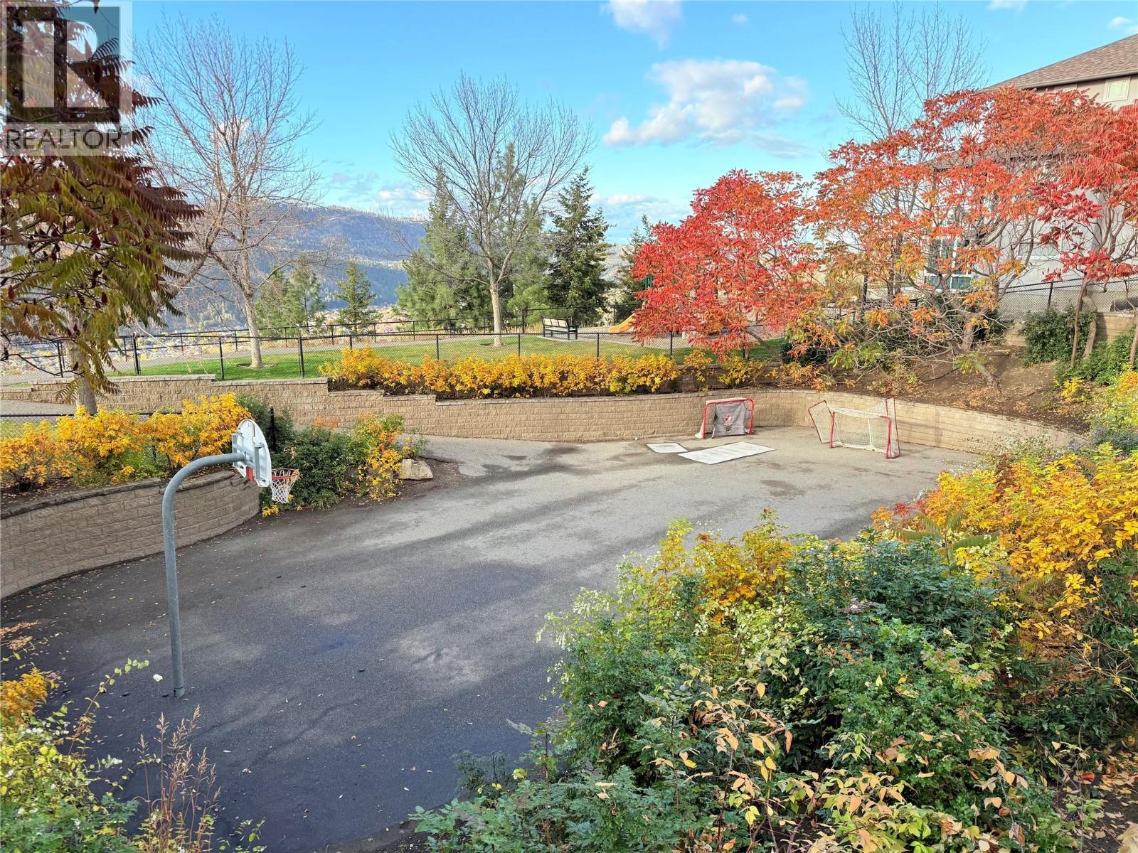 2450 Selkirk Drive Unit# 8, Kelowna, British Columbia  V1V 2Z5 - Photo 56 - 10365945