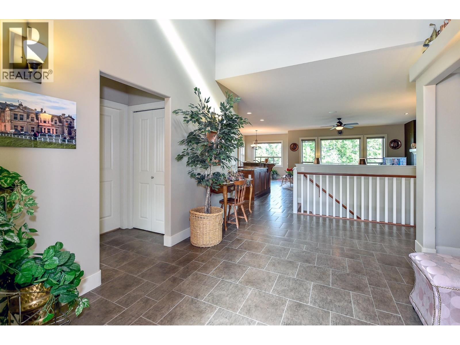 2450 Selkirk Drive Unit# 8, Kelowna, British Columbia  V1V 2Z5 - Photo 6 - 10365945