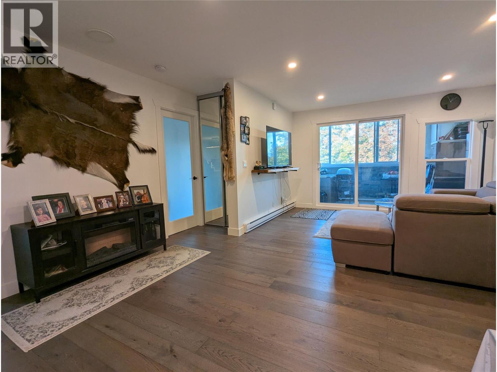 1915 Pacific Court Unit# 401, Kelowna, British Columbia  V1Y 8B3 - Photo 12 - 10366161