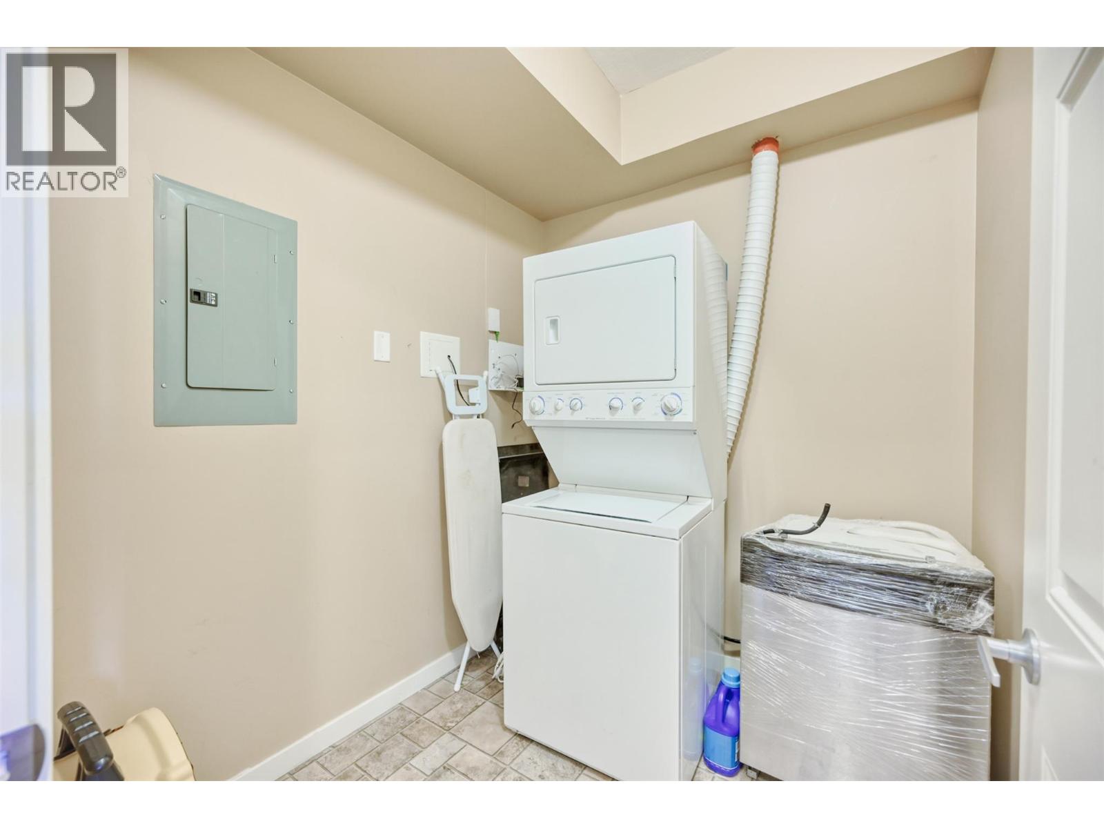 4300 44th Avenue Unit# 307, Osoyoos, British Columbia  V0H 1V6 - Photo 10 - 10365063