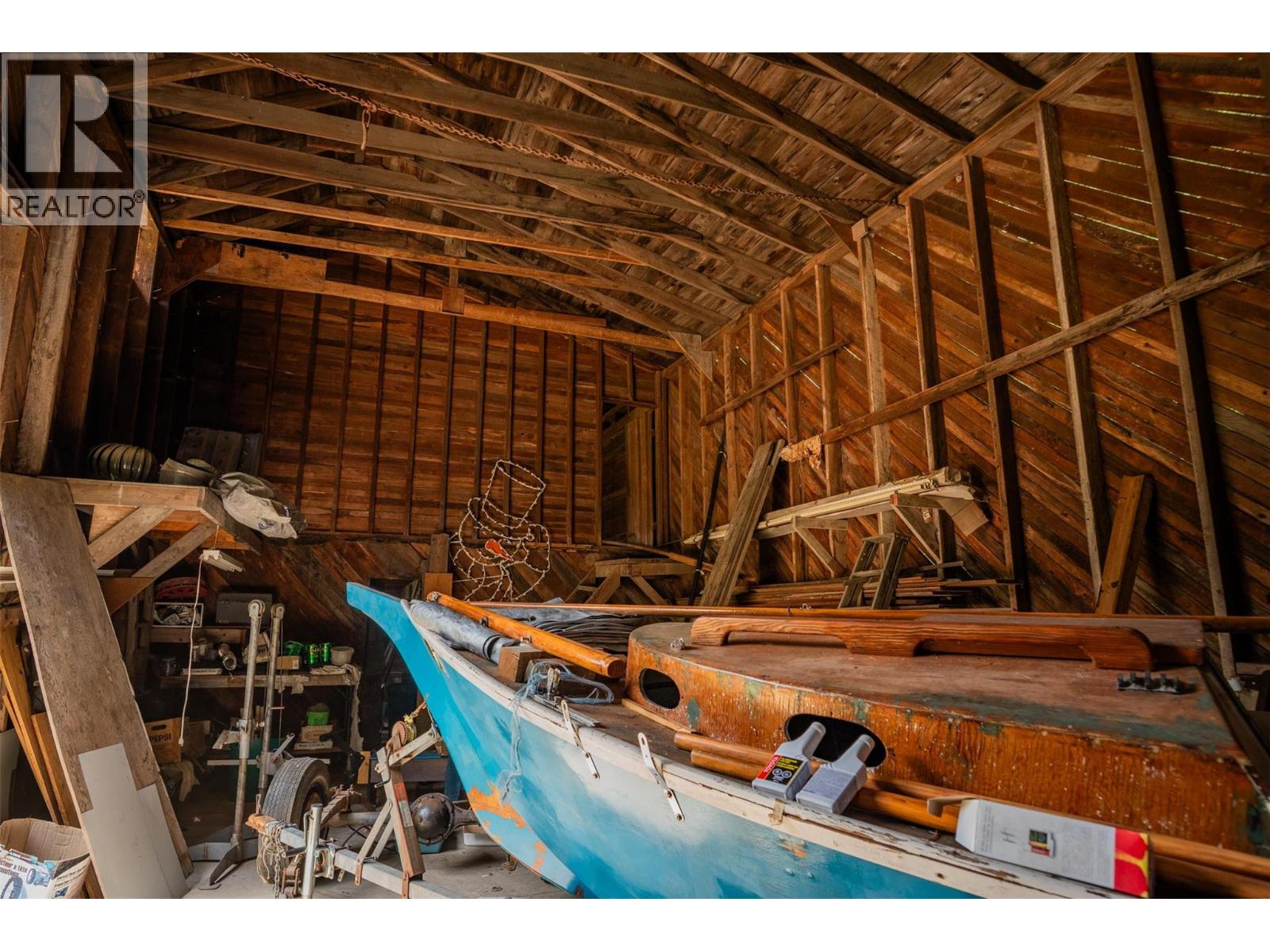 1764 Green Road, Fruitvale, British Columbia  V0G 1L0 - Photo 40 - 10366065