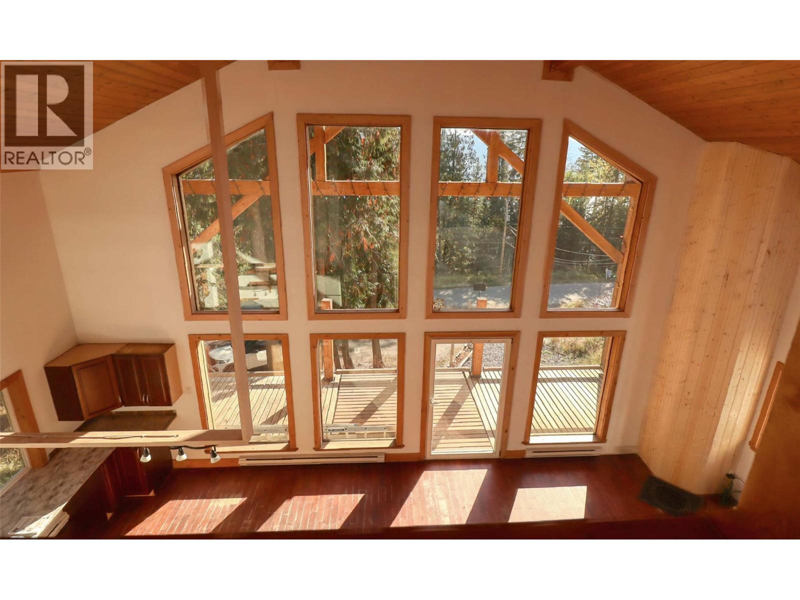 7487 & 7491 Crowfoot Drive, Anglemont, British Columbia  V0E 1M8 - Photo 40 - 10366020