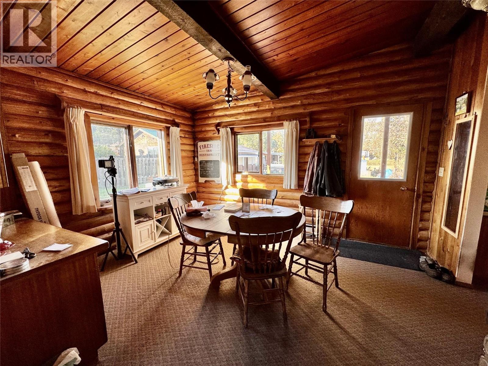 9209 Moffat Avenue, Wilmer, British Columbia  V0A 1K5 - Photo 8 - 10366233