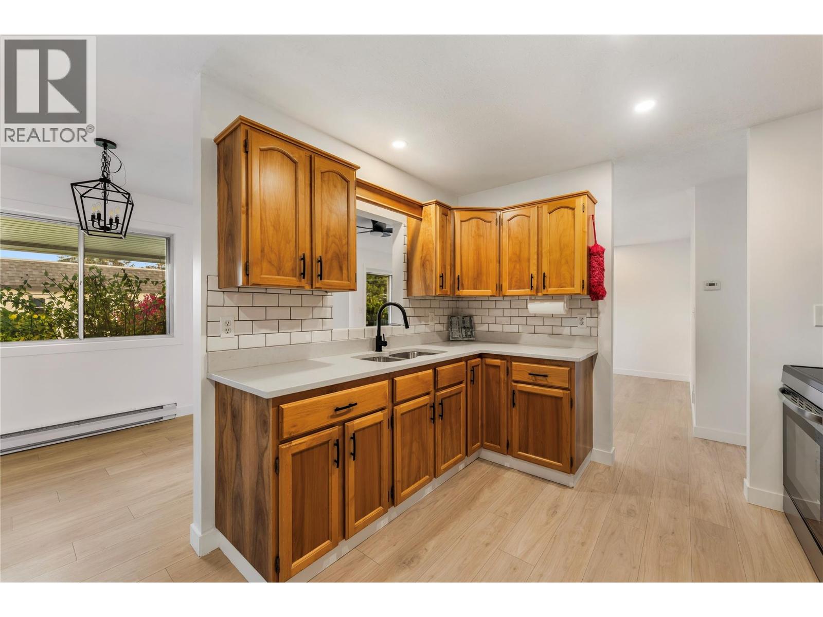 11110 Quinpool Road Unit# 13, Summerland, British Columbia  V0H 1Z5 - Photo 4 - 10363152