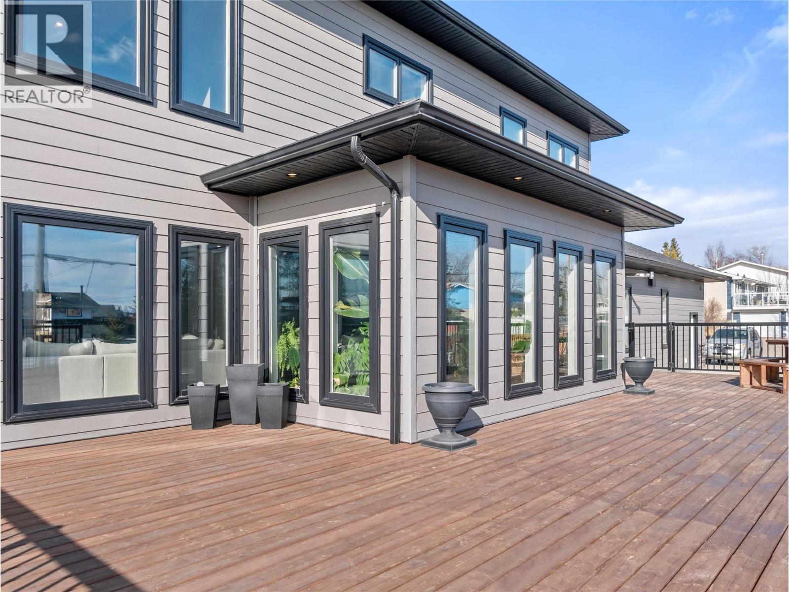 1905 89 Avenue, Dawson Creek, British Columbia  V1G 0A2 - Photo 5 - 10366325