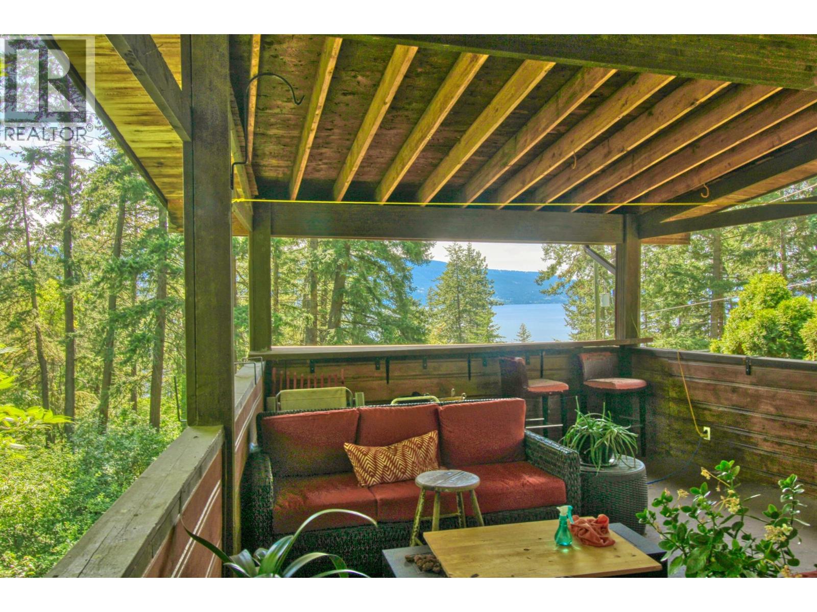 405 Kildare Way, Vernon, British Columbia  V1T 2C7 - Photo 16 - 10366313