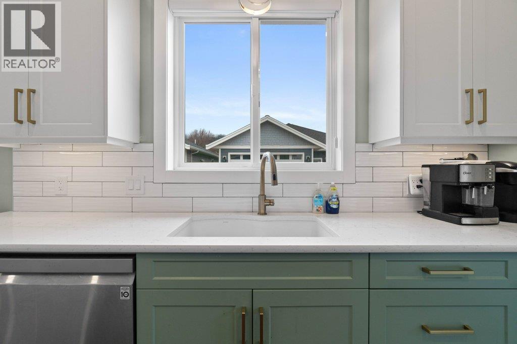 1330 10 Street Sw Unit# 17, Salmon Arm, British Columbia  V1E 0E4 - Photo 17 - 10366143