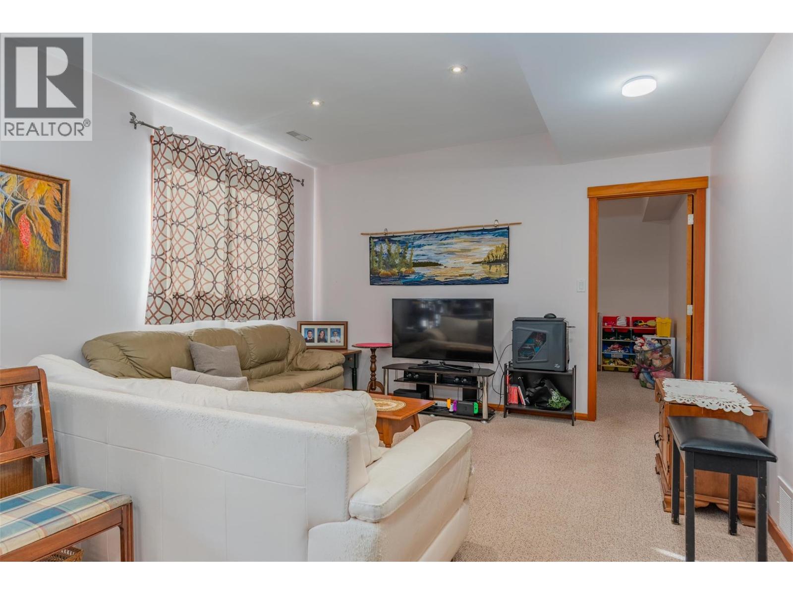 904 Redstone Drive, Rossland, British Columbia  V0G 1Y0 - Photo 33 - 10366321