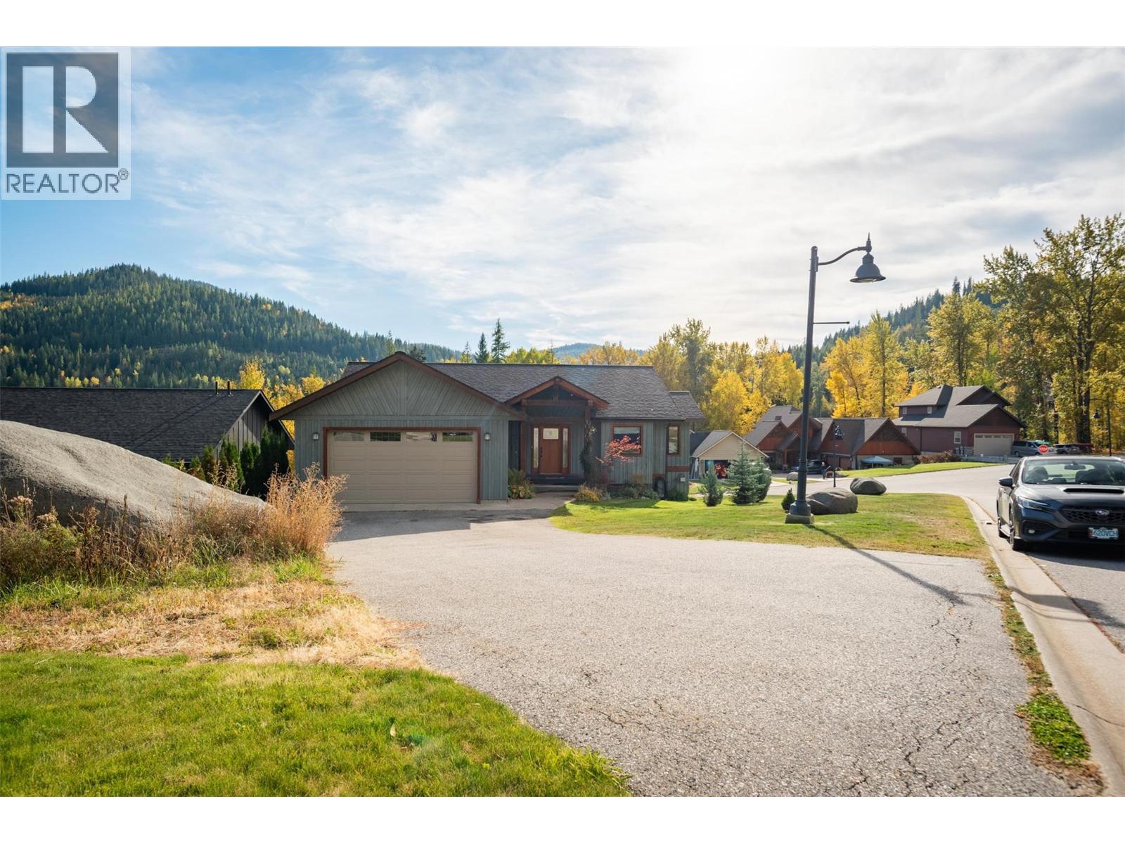 904 Redstone Drive, Rossland, British Columbia  V0G 1Y0 - Photo 46 - 10366321