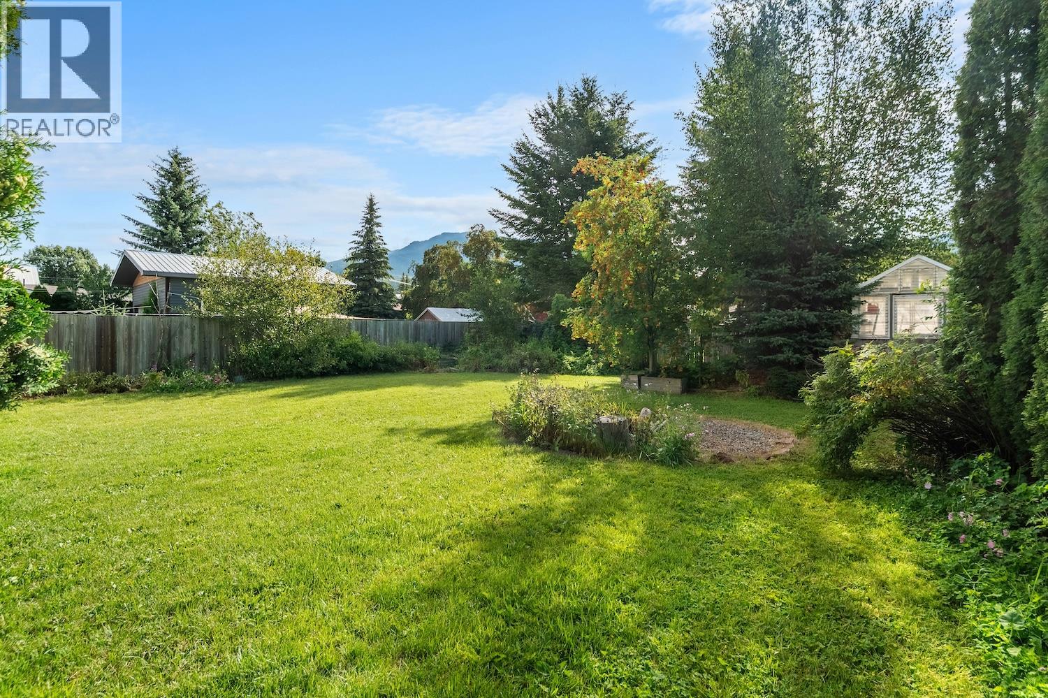 402 6a Avenue, Fernie, British Columbia  V0B 1M0 - Photo 21 - 10366087