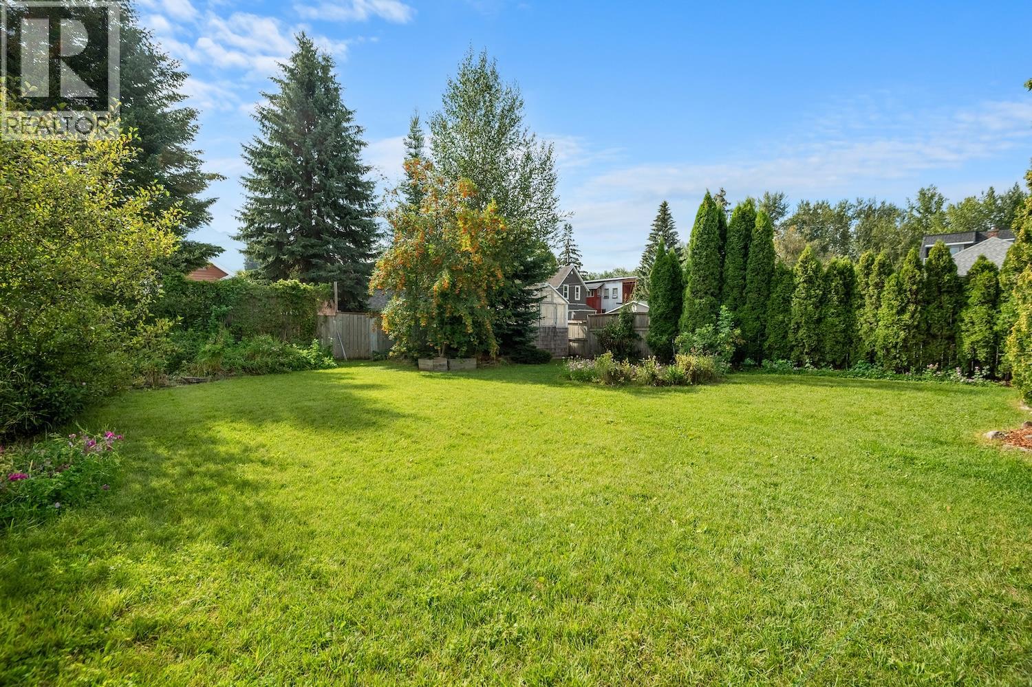 402 6a Avenue, Fernie, British Columbia  V0B 1M0 - Photo 22 - 10366087