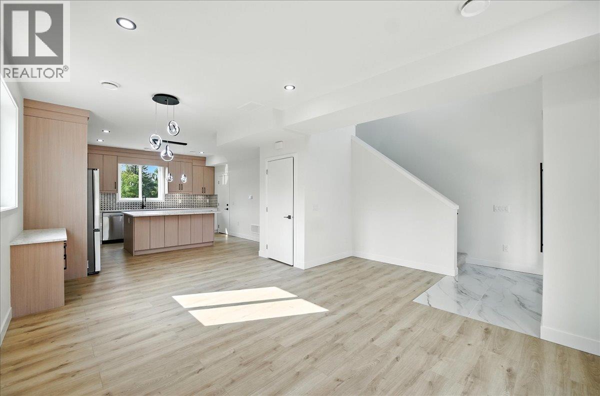 3736 Toba Road, Castlegar, British Columbia  V1N 4Y3 - Photo 13 - 10366137