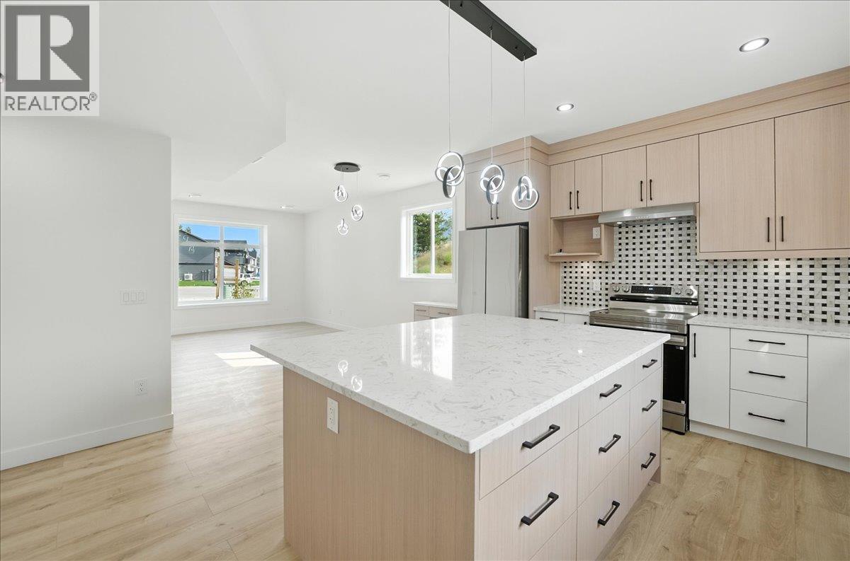 3736 Toba Road, Castlegar, British Columbia  V1N 4Y3 - Photo 15 - 10366137