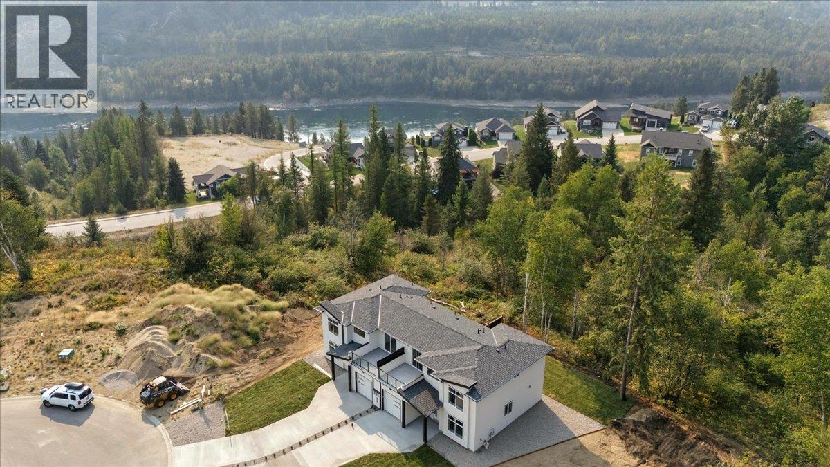 3736 Toba Road, Castlegar, British Columbia  V1N 4Y3 - Photo 40 - 10366137