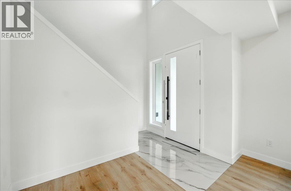 3736 Toba Road, Castlegar, British Columbia  V1N 4Y3 - Photo 6 - 10366137