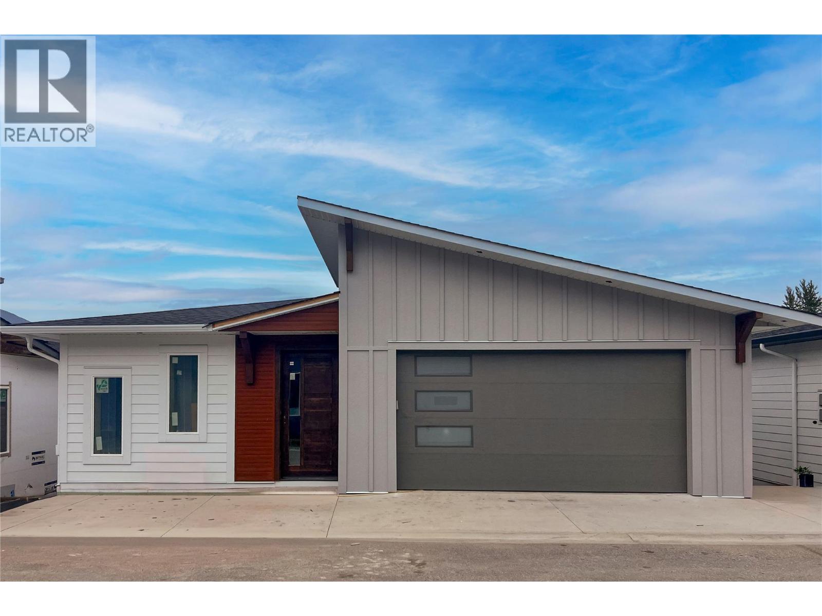 1840 10 Street Sw Unit# 17, Salmon Arm, British Columbia  V1E 0H2 - Photo 1 - 10366259