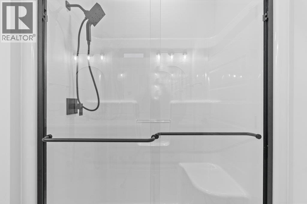 1840 10 Street Sw Unit# 17, Salmon Arm, British Columbia  V1E 0H2 - Photo 34 - 10366259