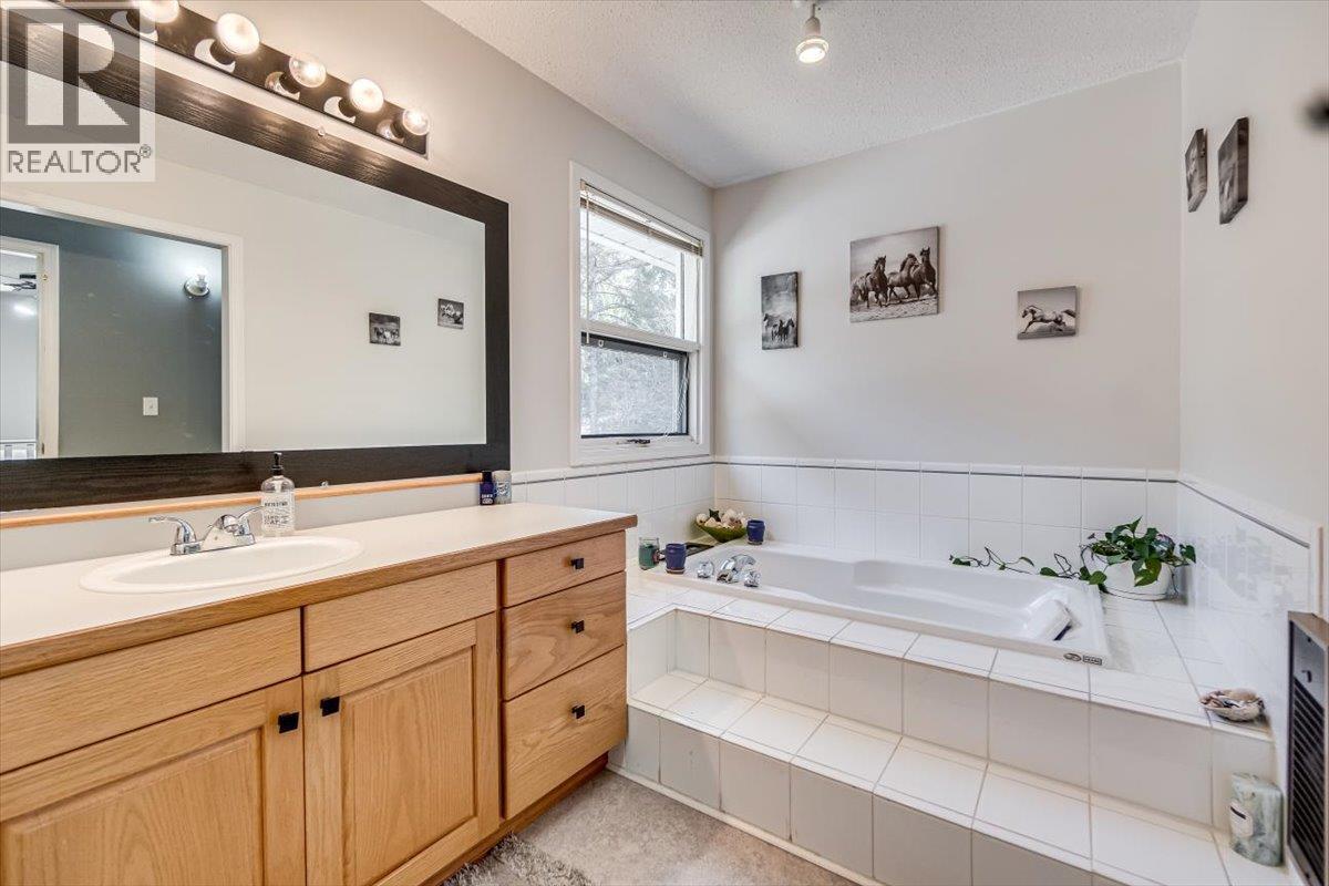 5407 Allendale Crescent, Castlegar, British Columbia  V1N 4V8 - Photo 23 - 10366304