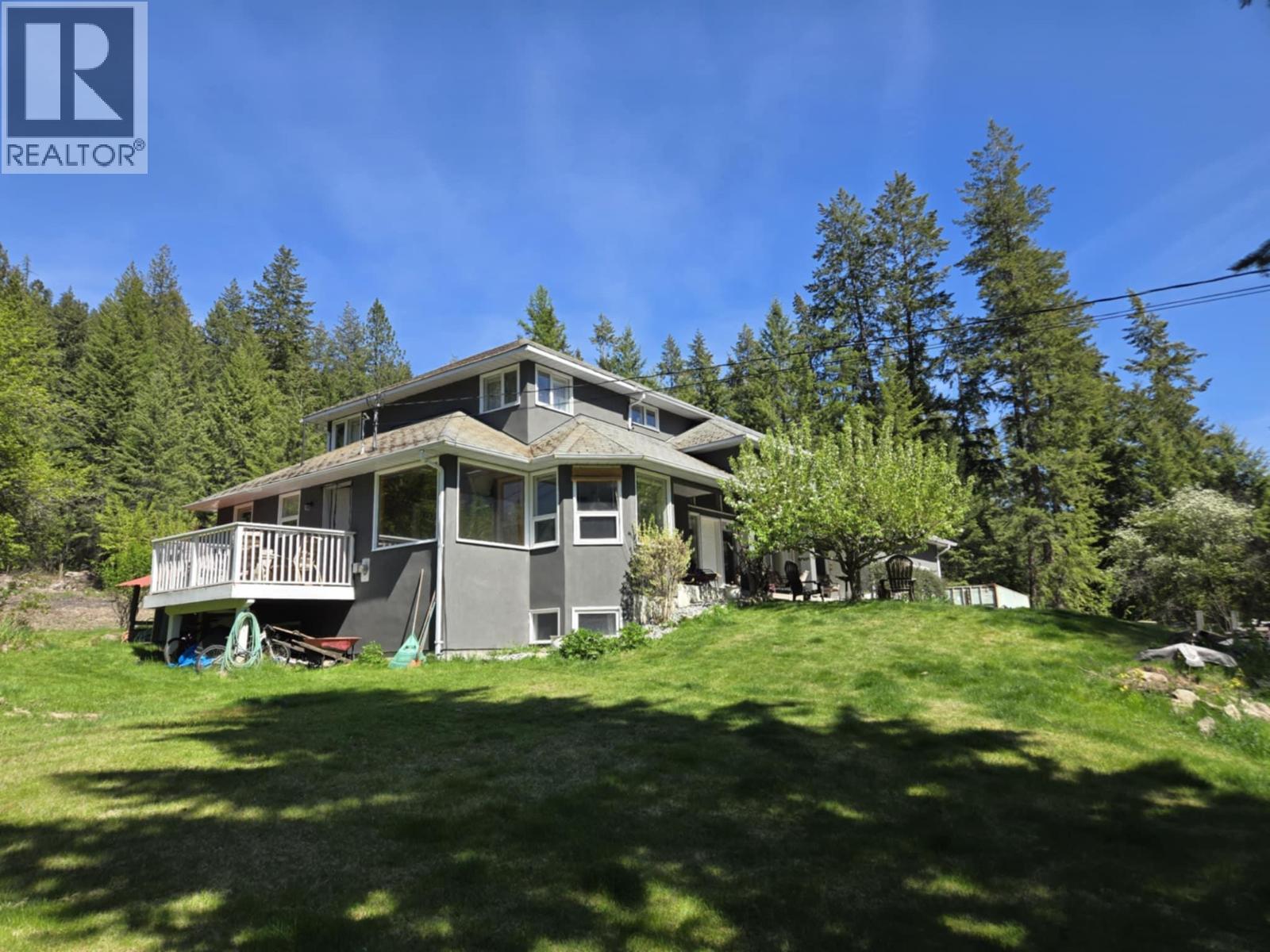 5407 Allendale Crescent, Castlegar, British Columbia  V1N 4V8 - Photo 4 - 10366304
