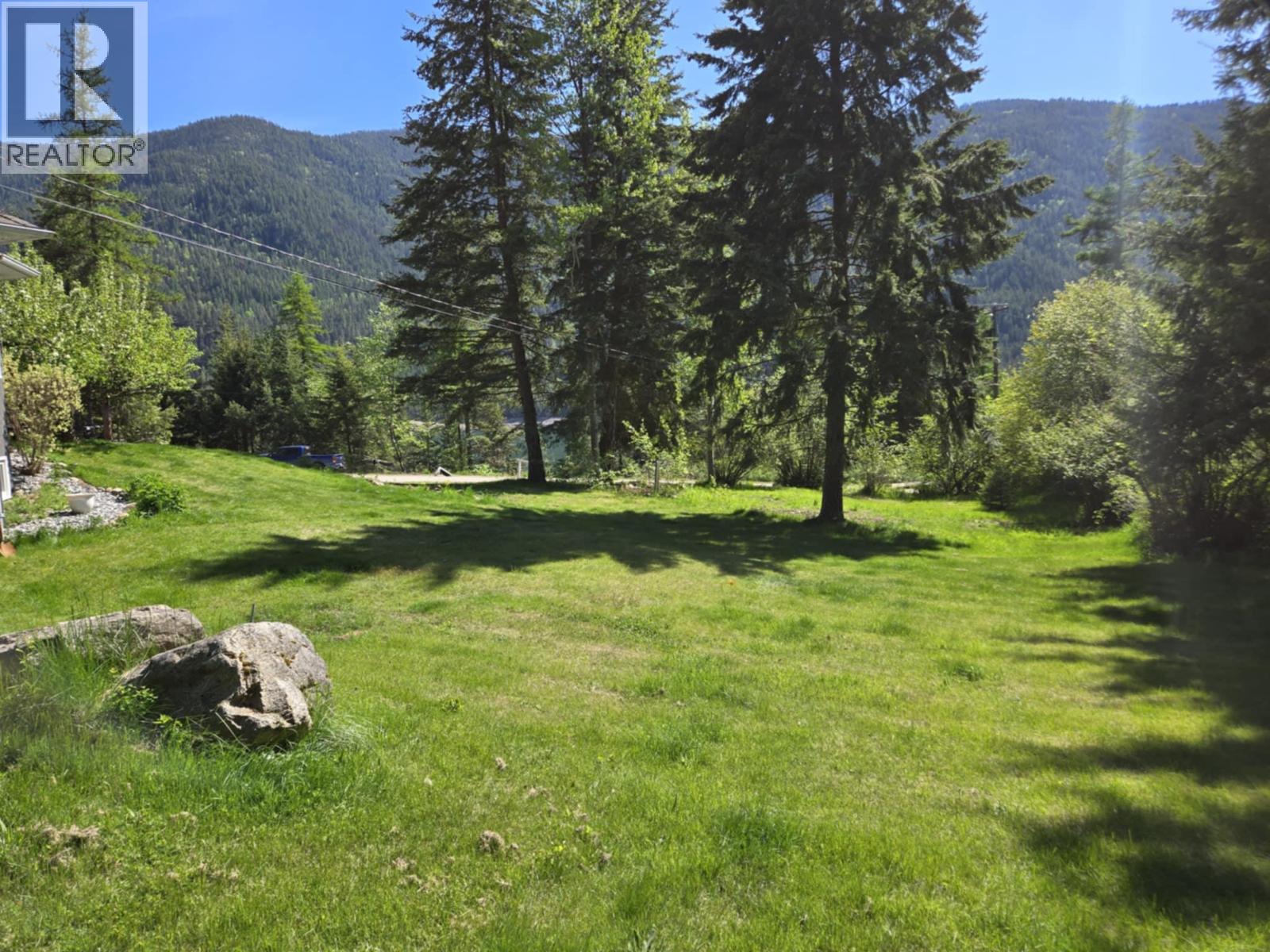 5407 Allendale Crescent, Castlegar, British Columbia  V1N 4V8 - Photo 8 - 10366304