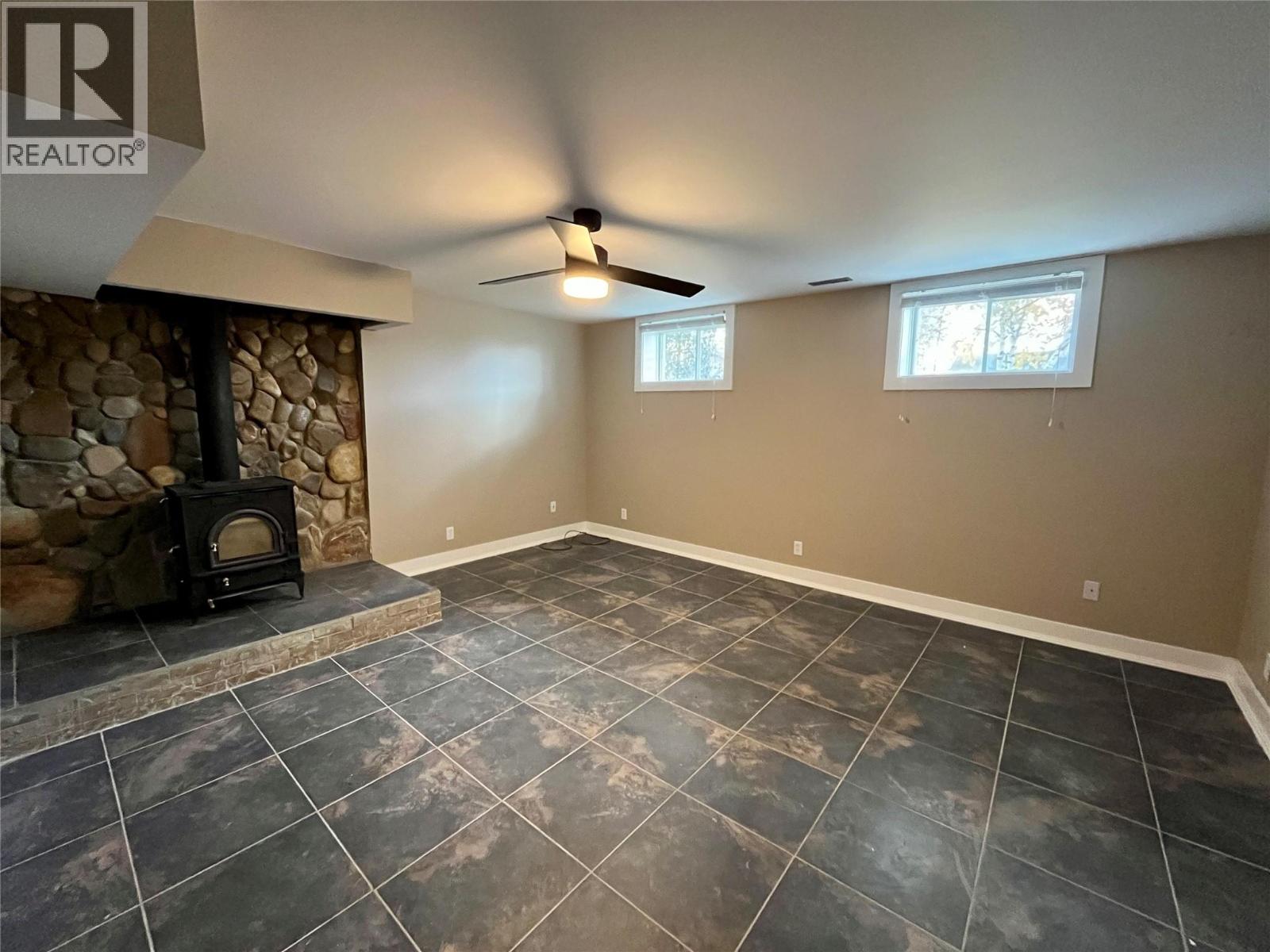 148 Gwillim Crescent, Tumbler Ridge, British Columbia  V0C 2W0 - Photo 18 - 10366097