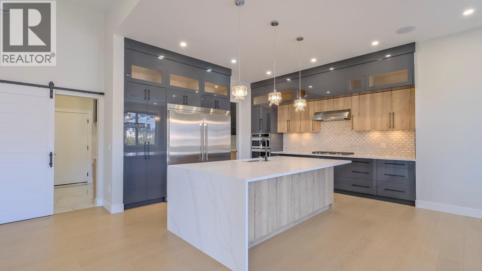 937 Royal Troon Lane, Kelowna, British Columbia  V1P 0A3 - Photo 15 - 10366355