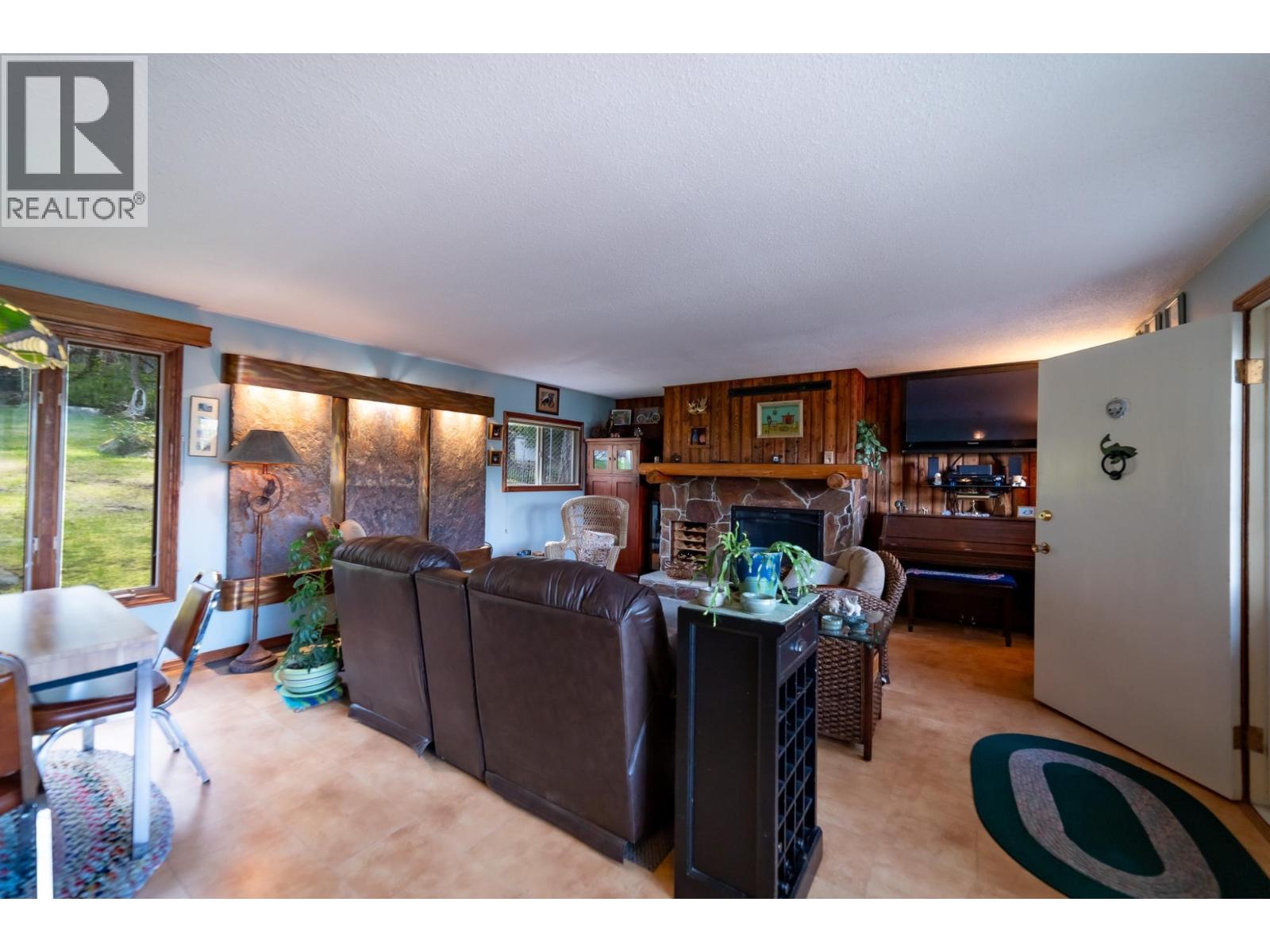 11110 3a Highway, Sanca, British Columbia  V0B 1A2 - Photo 20 - 10366379