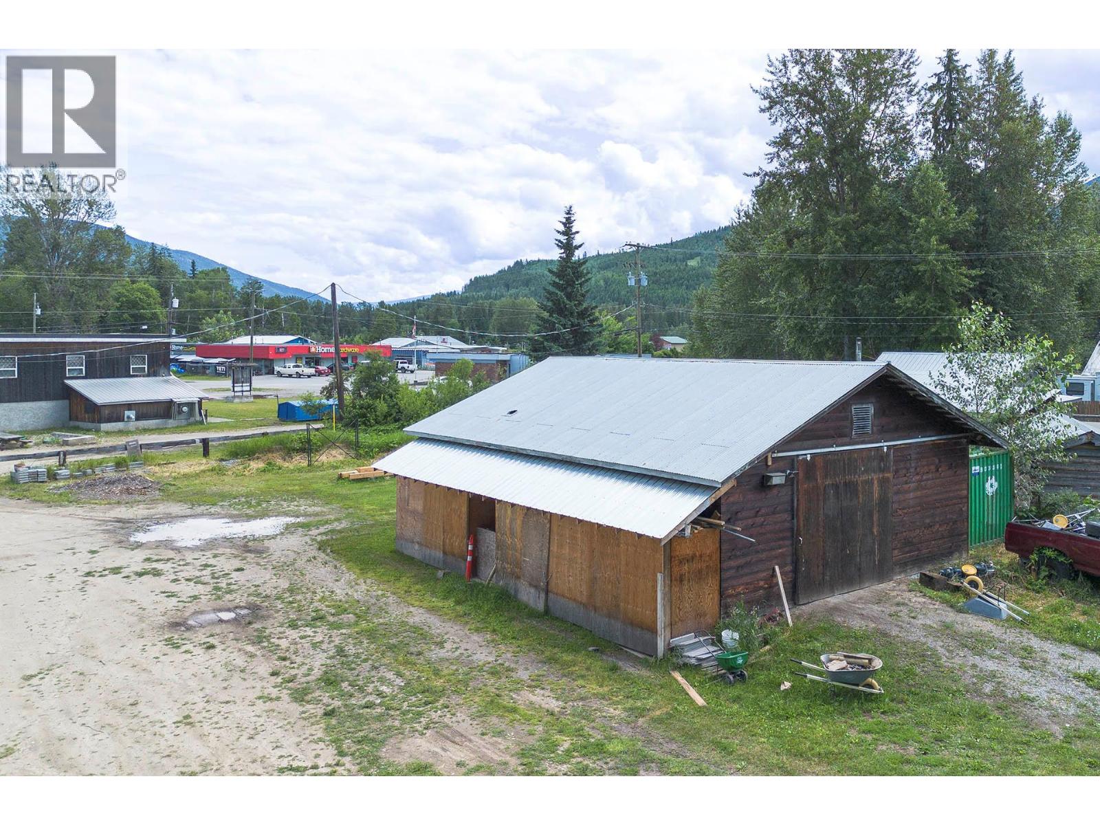 117 Clearwater Station Road, Clearwater, British Columbia  V0E 0E2 - Photo 15 - 10366307