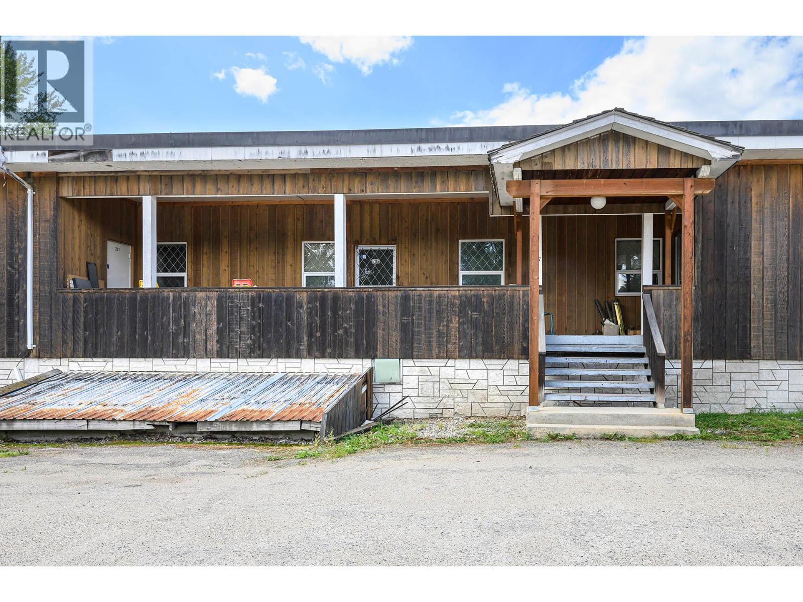 117 Clearwater Station Road, Clearwater, British Columbia  V0E 0E2 - Photo 2 - 10366307