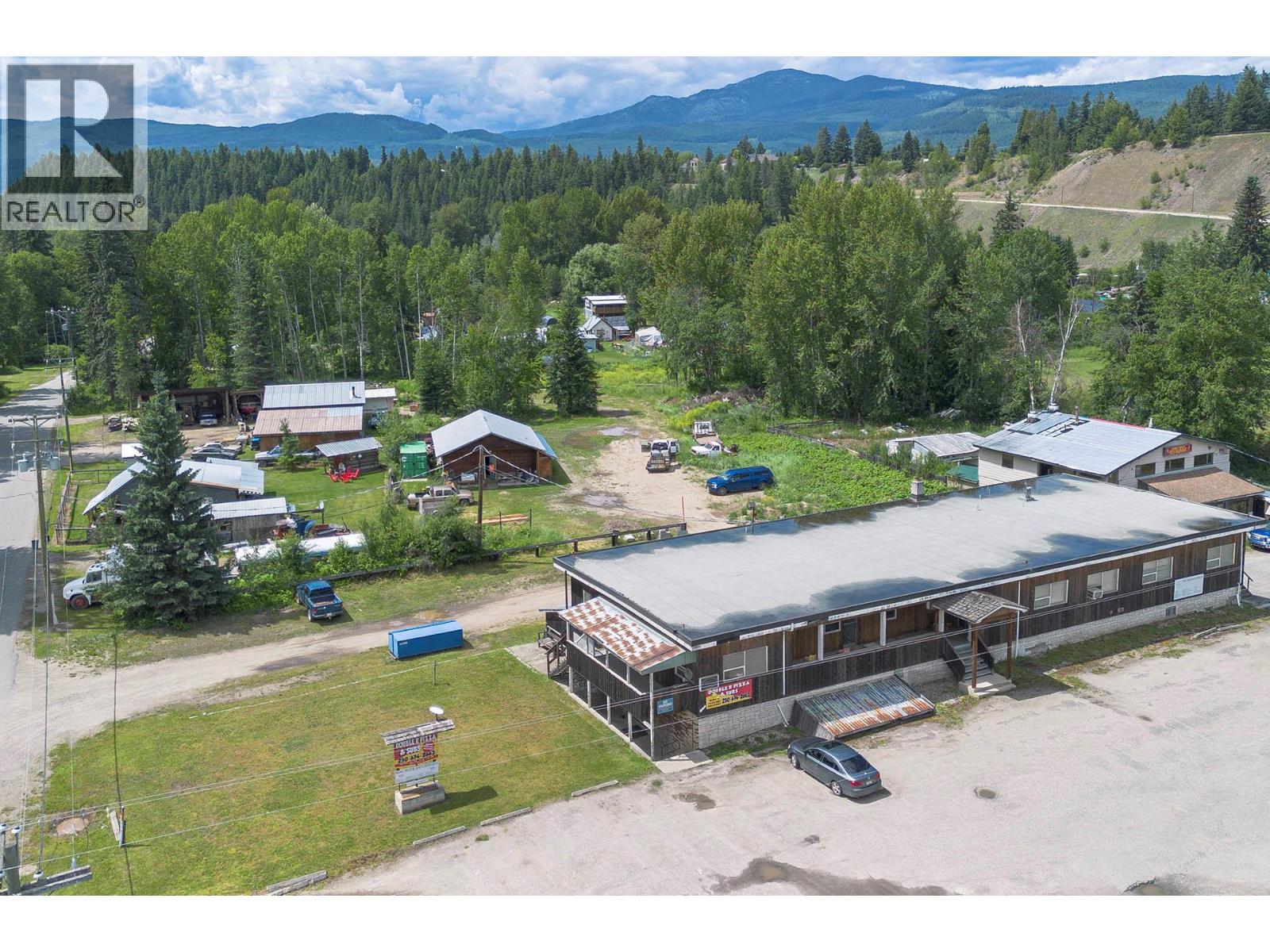 117 Clearwater Station Road, Clearwater, British Columbia  V0E 0E2 - Photo 24 - 10366307