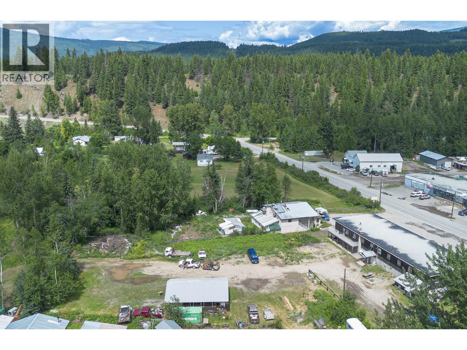 117 Clearwater Station Road, Clearwater, British Columbia  V0E 0E2 - Photo 25 - 10366307