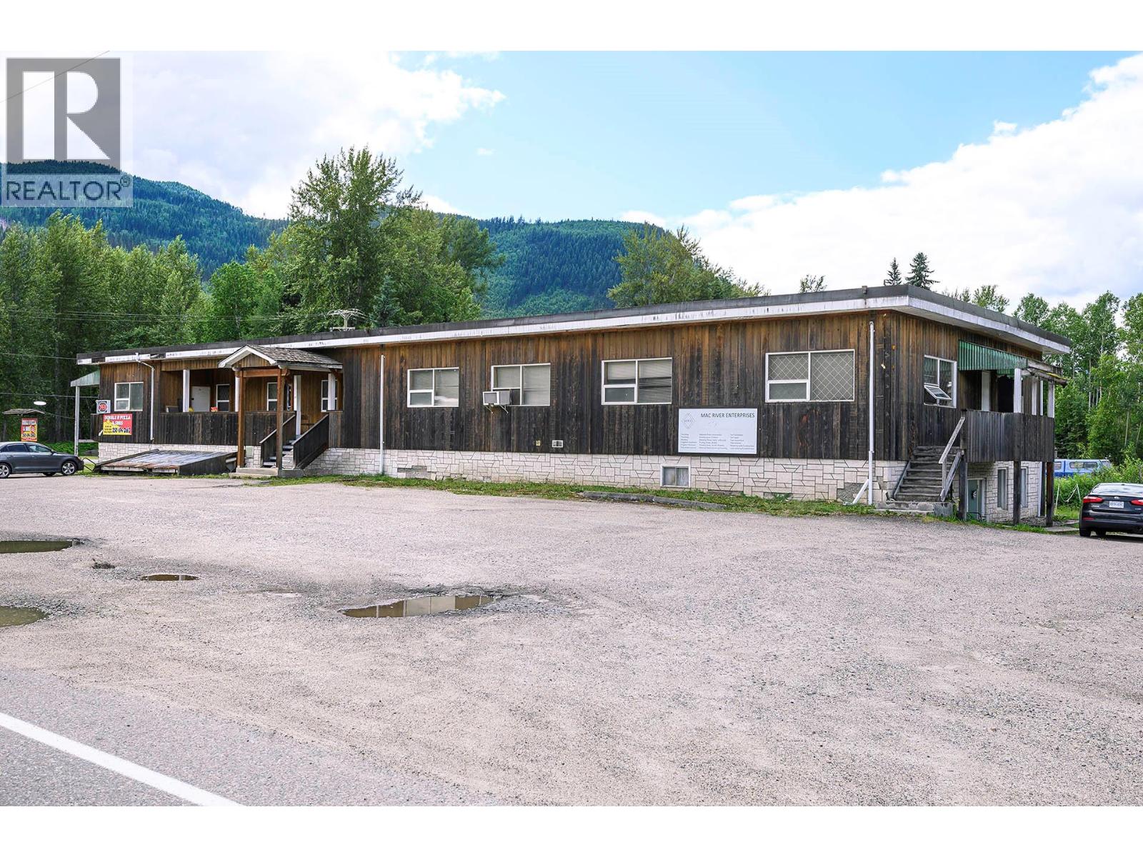 117 Clearwater Station Road, Clearwater, British Columbia  V0E 0E2 - Photo 5 - 10366307