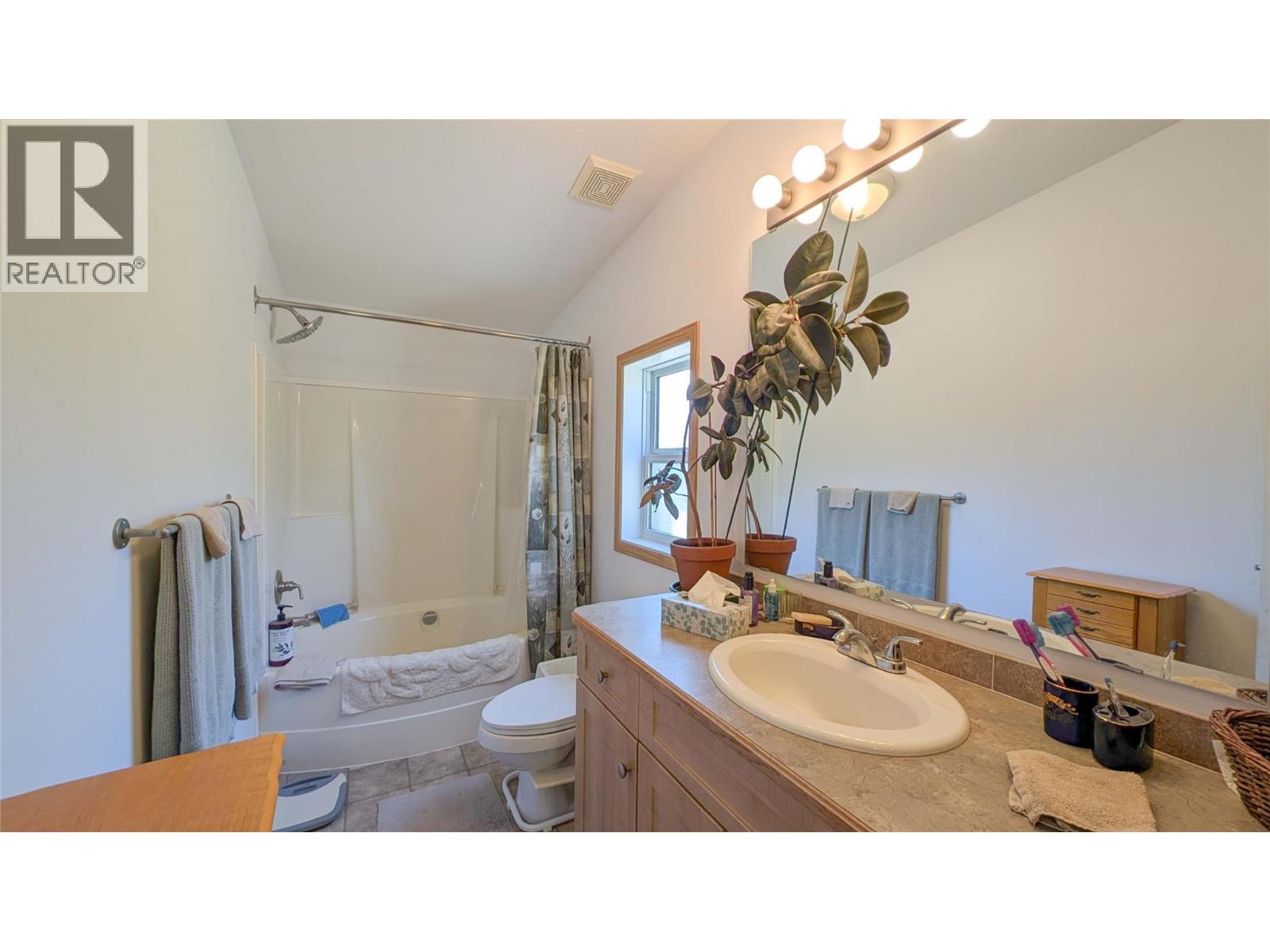 2101 Mawer Road, Kimberley, British Columbia  V1A 3L9 - Photo 13 - 10366305