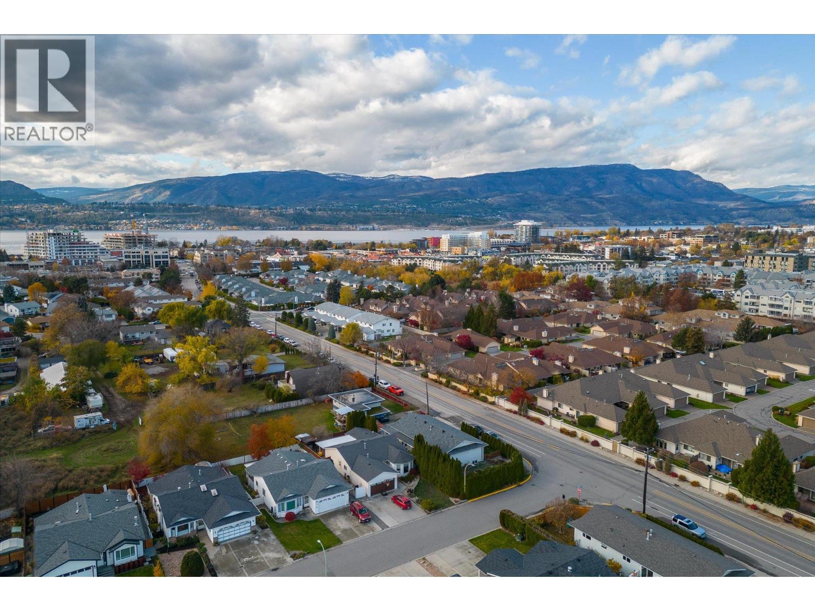 3430 Silverberry Road, Kelowna, British Columbia  V1W 3V5 - Photo 32 - 10366323