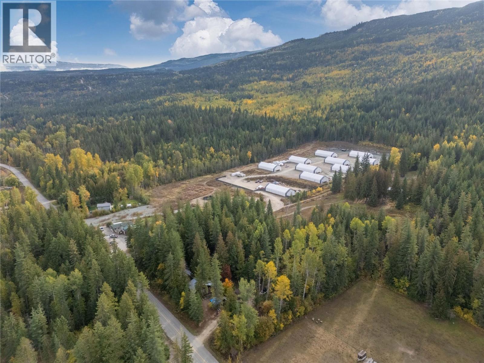 4540 Eagle Bay Road, Eagle Bay, British Columbia  V0E 1T0 - Photo 9 - 10365139