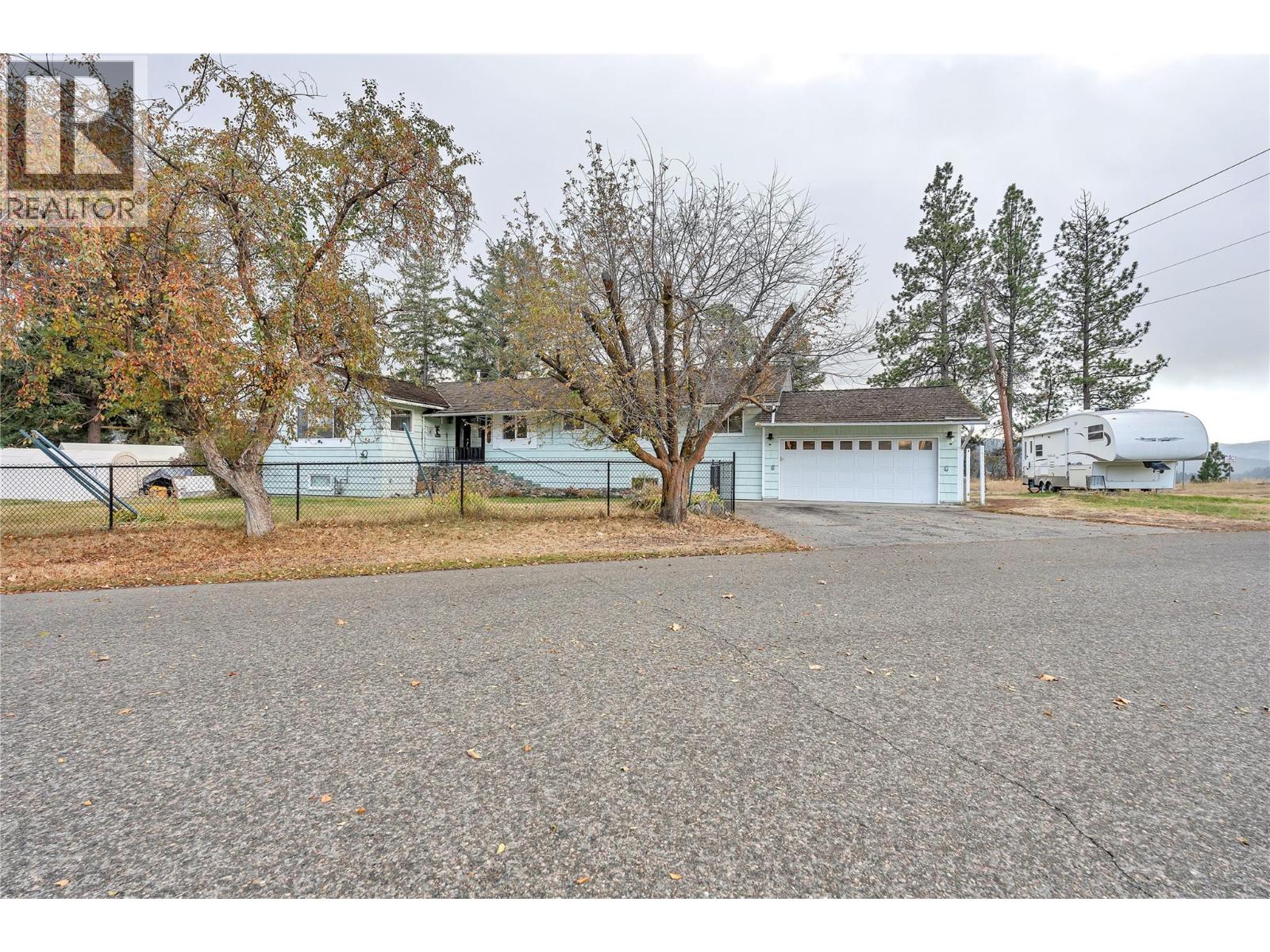 404 Grant Ave, Princeton, British Columbia  V0X 1W0 - Photo 2 - 10366458