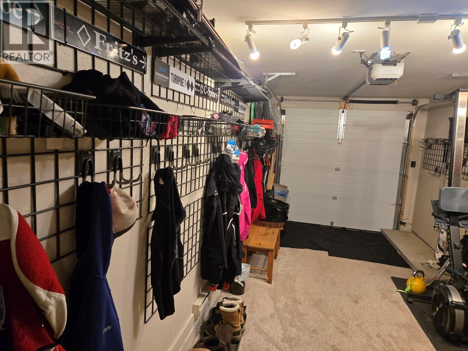 2075 Summit Drive Unit# 19, Panorama, British Columbia  V0A 1T0 - Photo 26 - 10366490