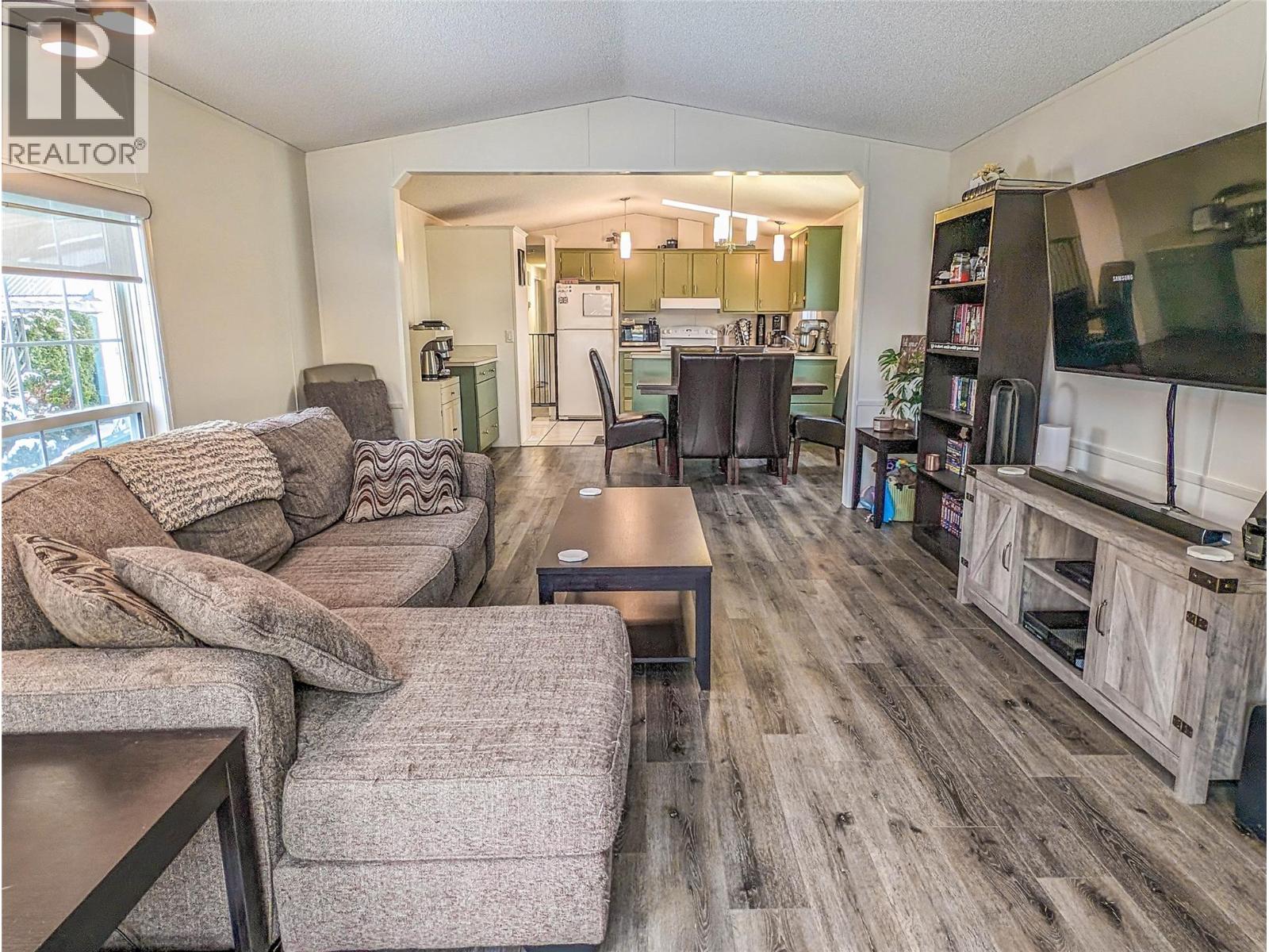 6721 51 Street Ne, Salmon Arm, British Columbia  V0E 1K0 - Photo 13 - 10366230