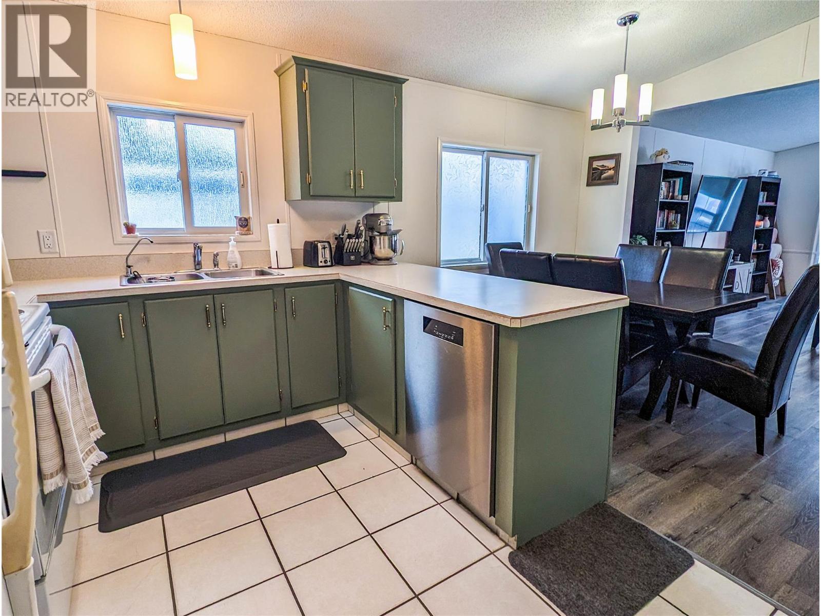 6721 51 Street Ne, Salmon Arm, British Columbia  V0E 1K0 - Photo 8 - 10366230