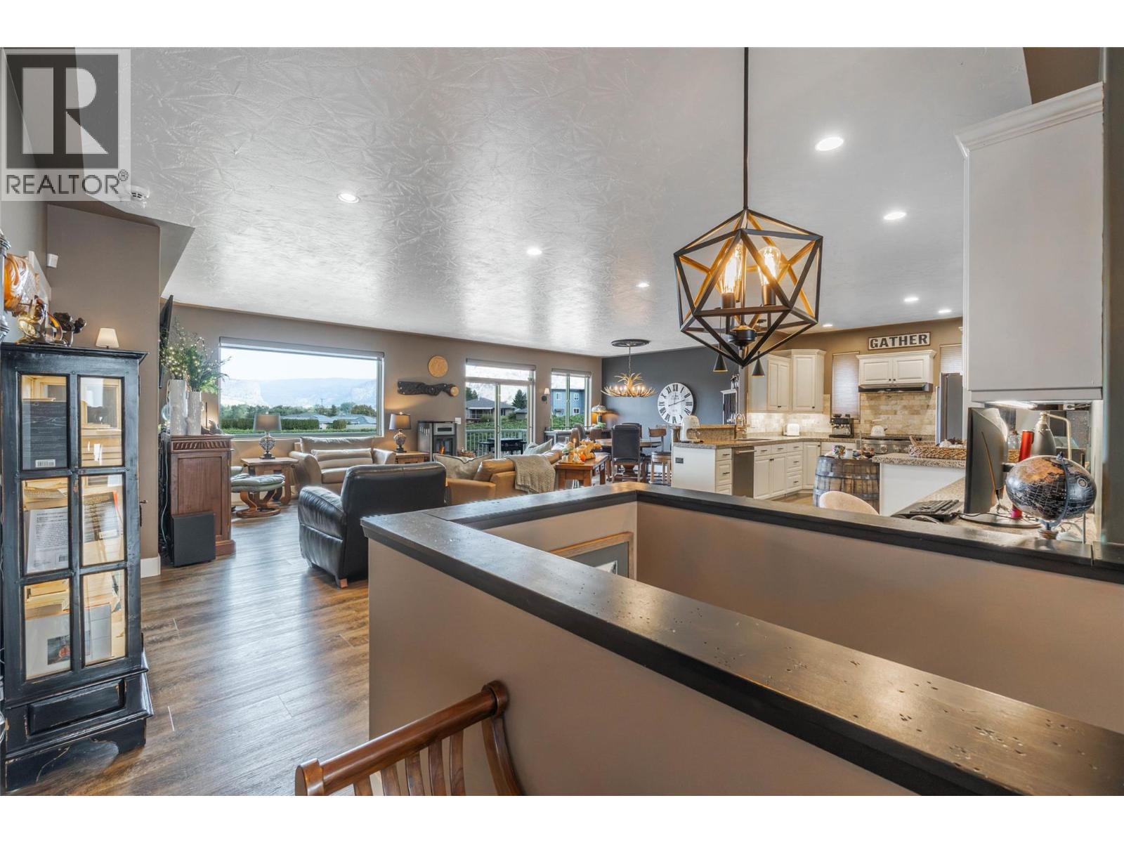 6963 Chardonnay Place, Oliver, British Columbia  V0H 1T4 - Photo 8 - 10366262