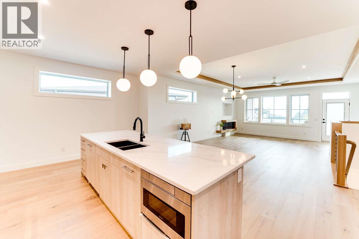 278 Summer Wood Drive, Kelowna, British Columbia  V1V 3C6 - Photo 17 - 10366561