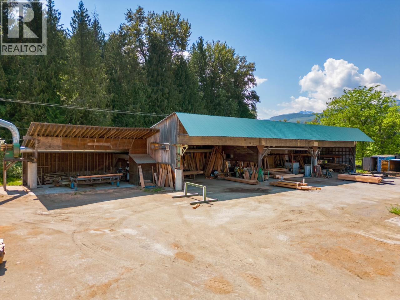 209 Lardeau River Road, Meadow Creek, British Columbia  V0G 1N0 - Photo 15 - 10366531