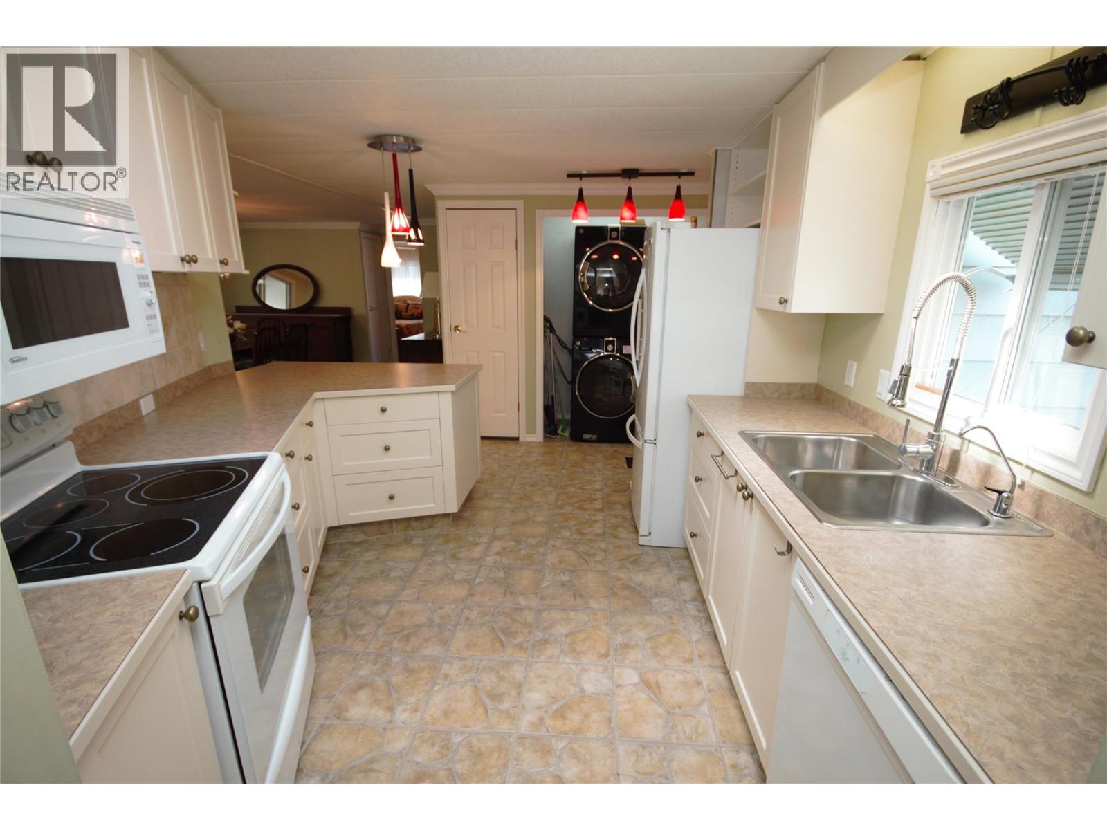 145 6601 Tucelnuit Drive, Oliver, British Columbia  V0H 1T3 - Photo 14 - 10364175