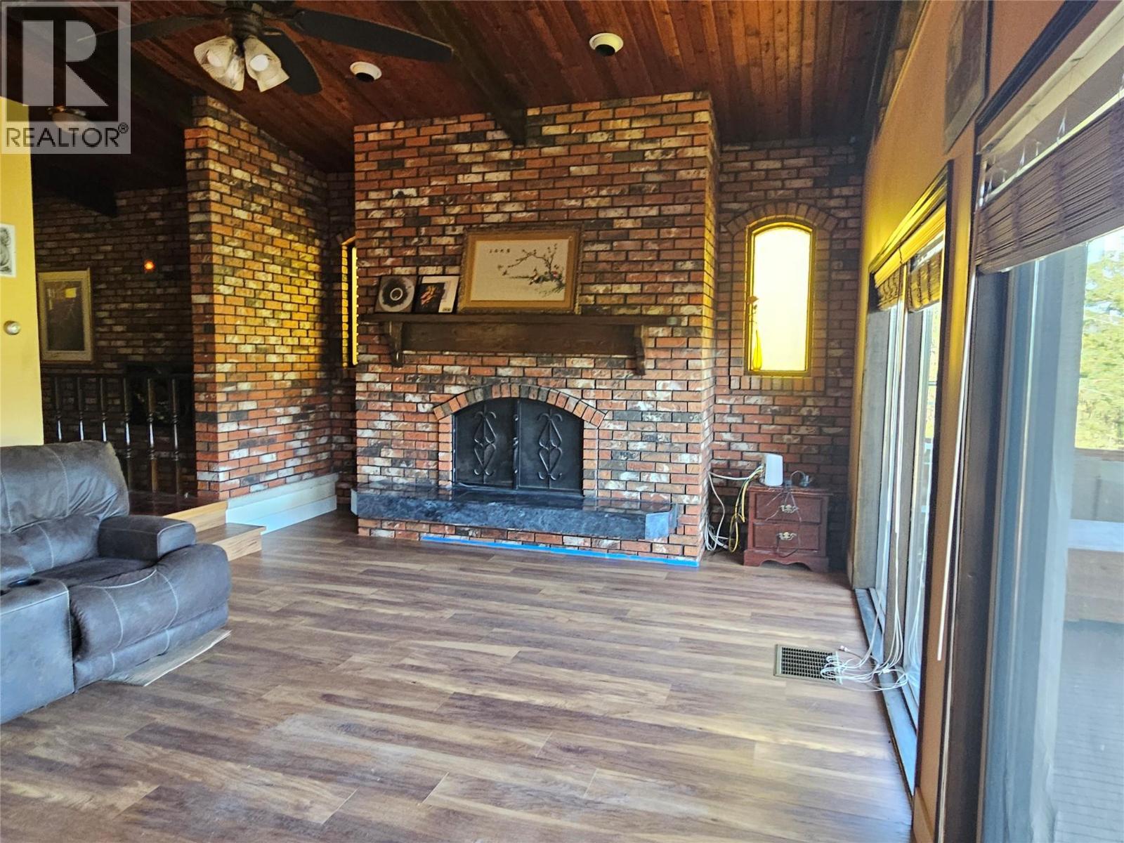 2545 6 Highway, Lumby, British Columbia  V0E 2G1 - Photo 15 - 10366341