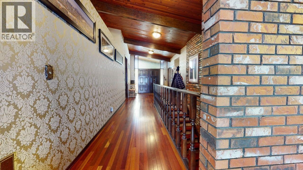 2545 6 Highway, Lumby, British Columbia  V0E 2G1 - Photo 21 - 10366341