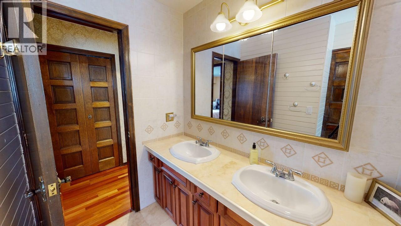 2545 6 Highway, Lumby, British Columbia  V0E 2G1 - Photo 23 - 10366341