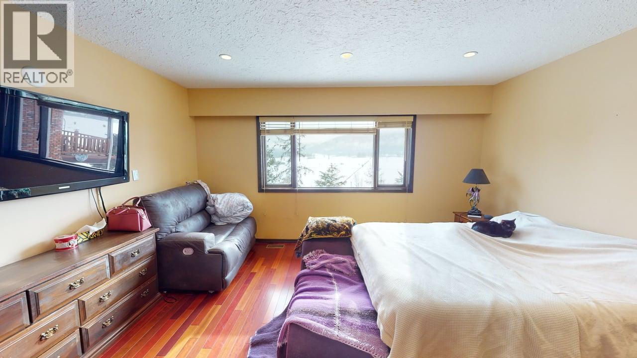 2545 6 Highway, Lumby, British Columbia  V0E 2G1 - Photo 27 - 10366341