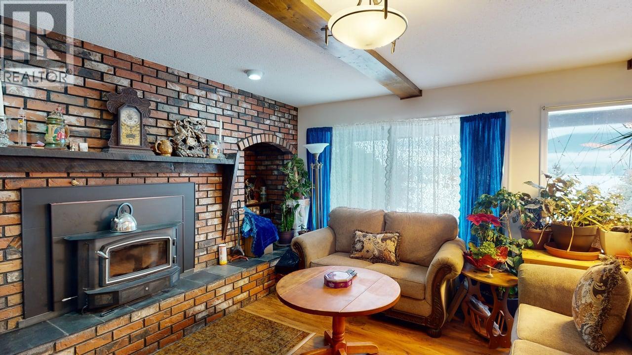 2545 6 Highway, Lumby, British Columbia  V0E 2G1 - Photo 29 - 10366341